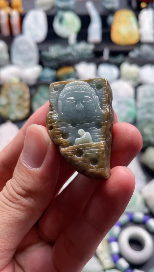 颈饰未镶嵌翡翠48  天然翡翠a货  悟道拜佛