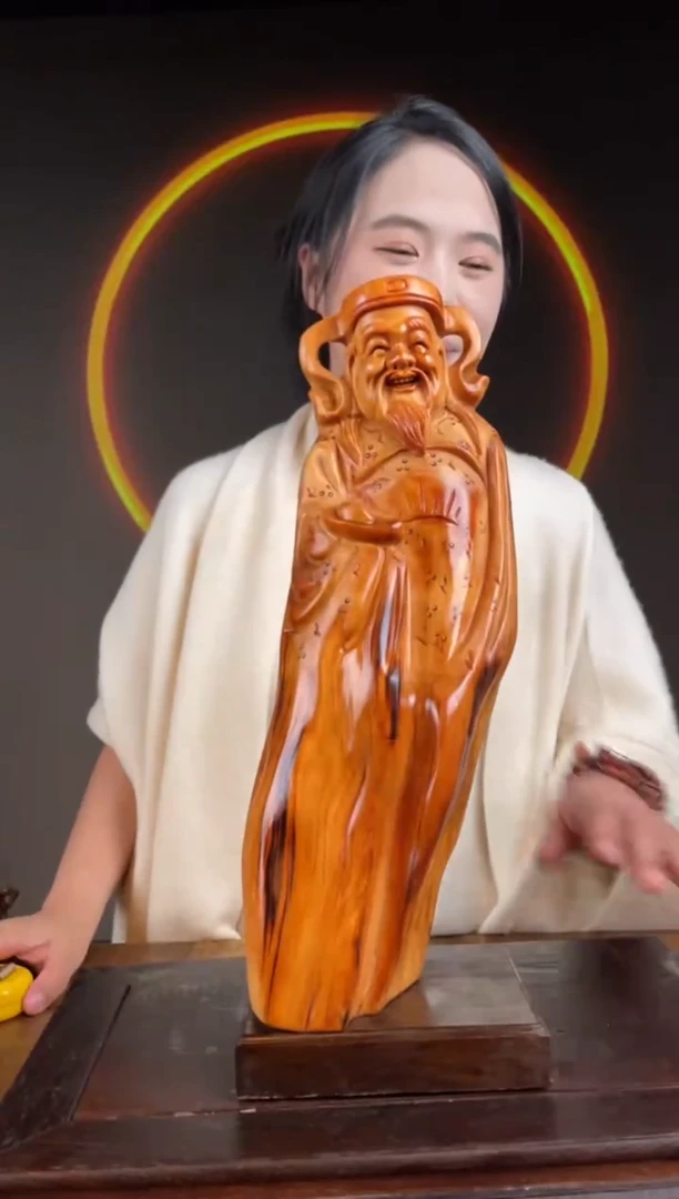 柏木（崖柏）手工摆件,先抢先得! 编号:147