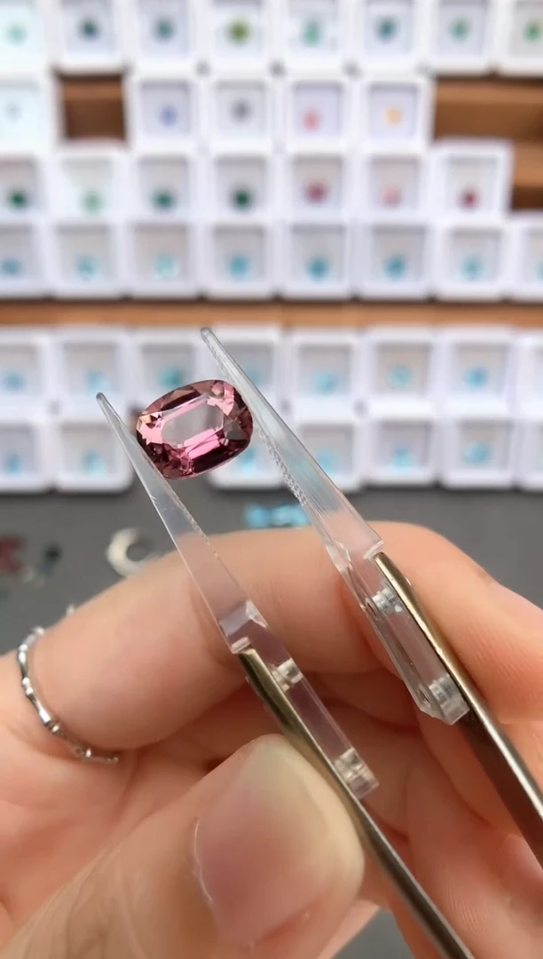 未镶嵌裸石定制碧玺2.84ct 09062