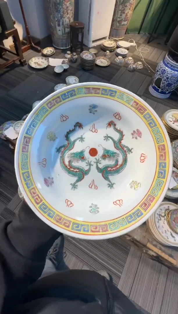 瓶567时期景德镇陶瓷