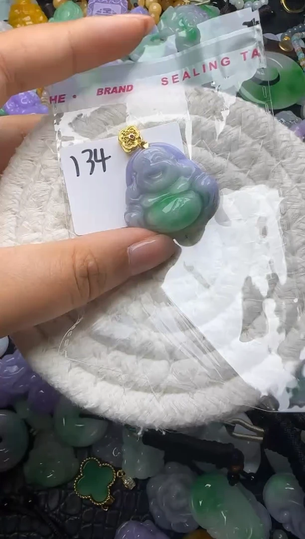 颈饰未镶嵌翡翠缅甸翡翠吊坠