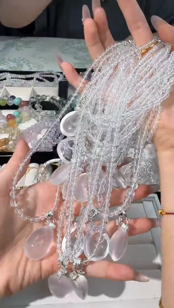 水晶手链未镶嵌G011大粉水水滴吊坠