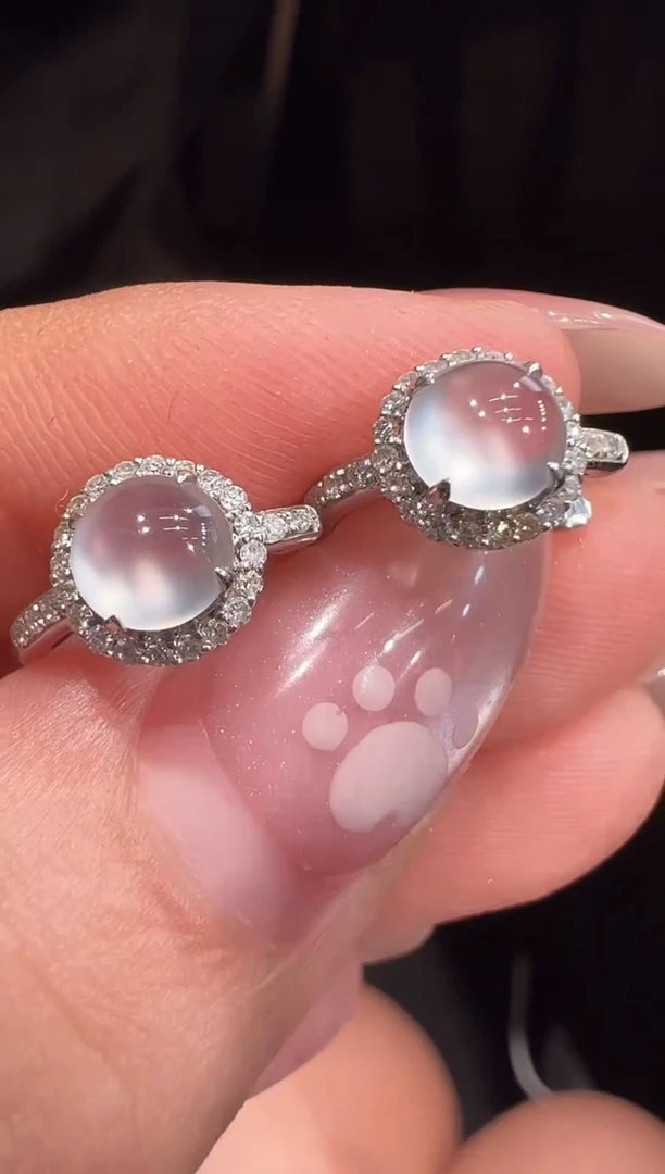 18K金镶嵌翡翠耳饰耳饰