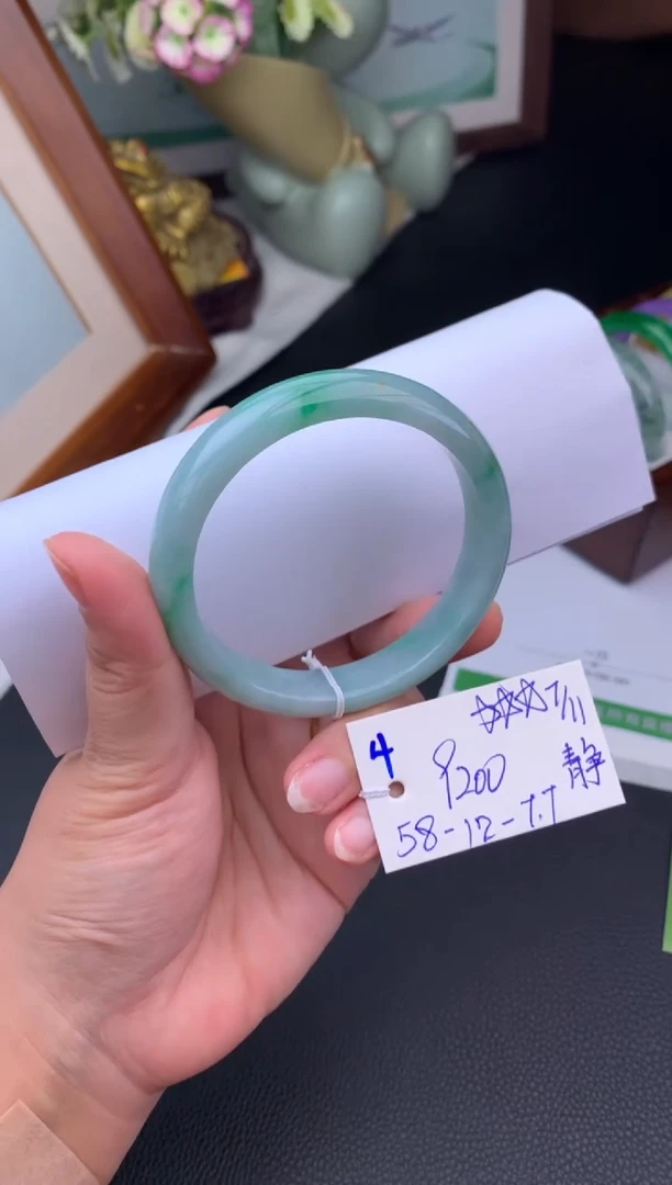 未镶嵌手镯翡翠万*假一赔三 手镯