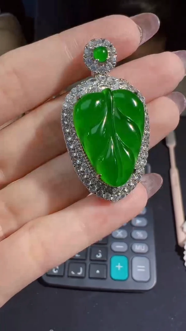 定制翡翠未镶嵌叶子1