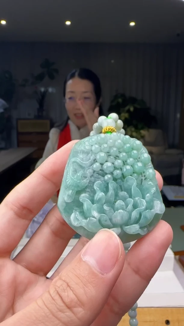 【闪购商品】翡翠吊坠(赠链)未镶嵌XM@@WS1WX27902