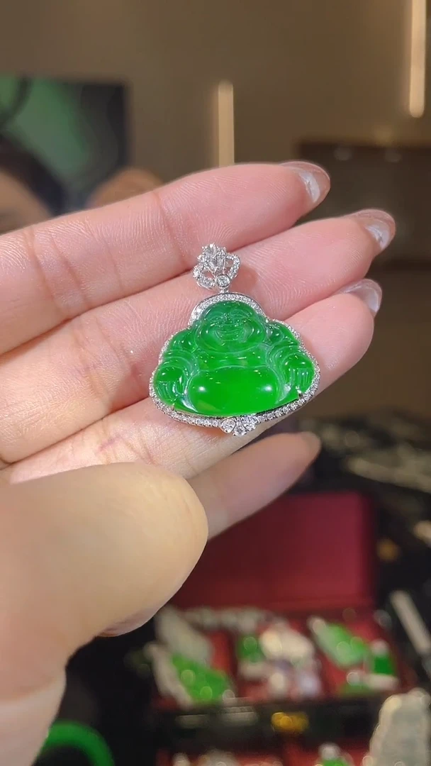 【闪购商品】翡翠吊坠(不含链)18K金镶嵌天然翡翠A货