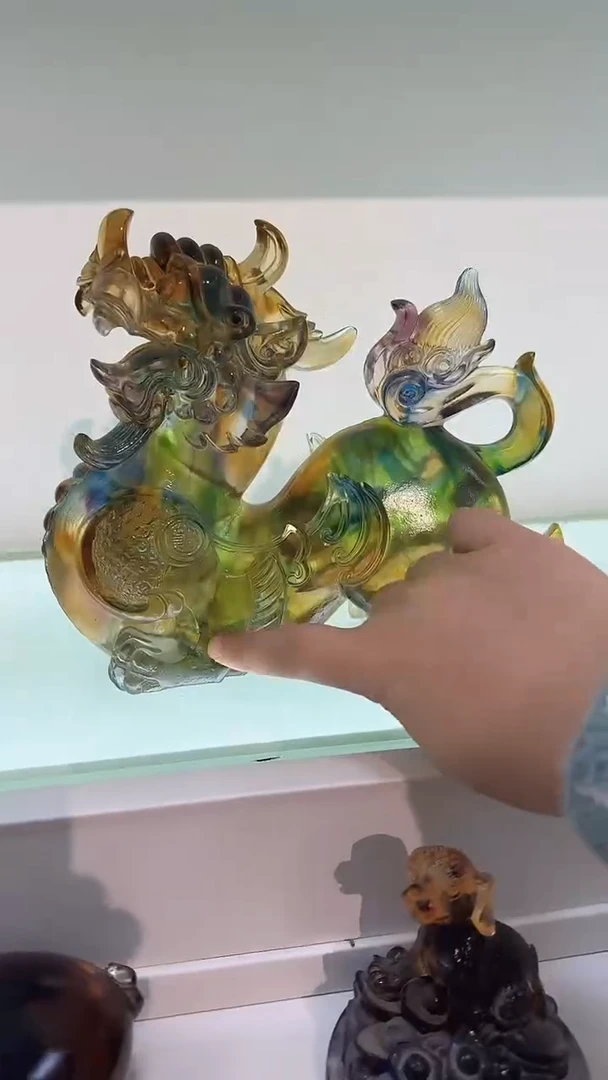 手工艺品琉璃貔貅