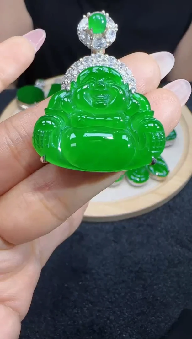 未镶嵌定制翡翠翡翠吊坠110