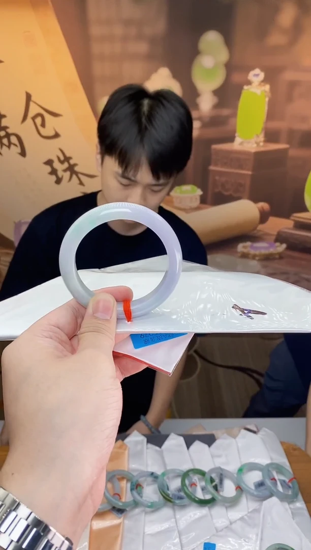 未镶嵌手镯翡翠天然缅甸翡翠A货