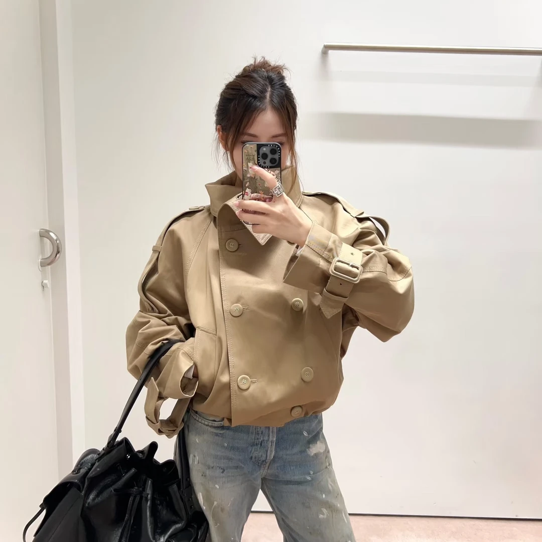 早秋韩系松弛感穿搭慵懒风复古卡其色短版风衣女工装风外套夹克