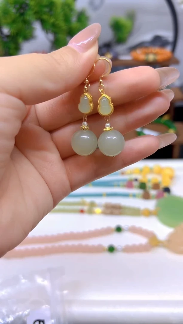 和田玉14K金镶嵌耳饰E714