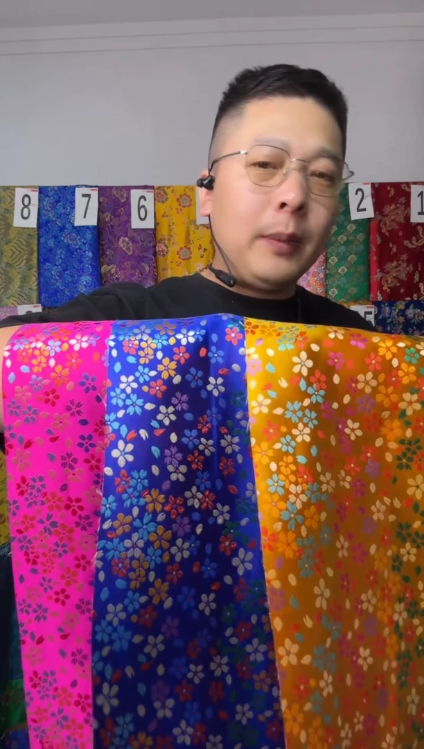 混纺织锦缎 长60  宽
