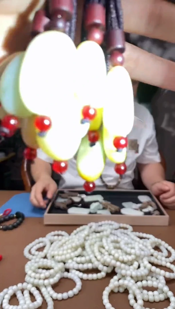 和田玉未镶嵌颈饰A765