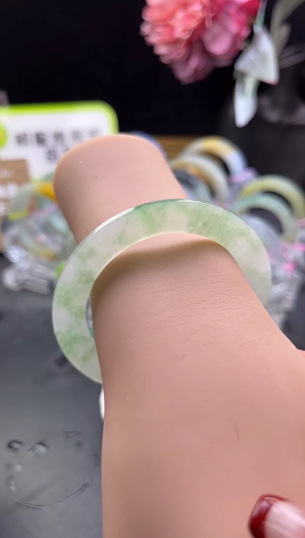 未镶嵌手镯定制翡翠冰绿53-61「定制不退不换」