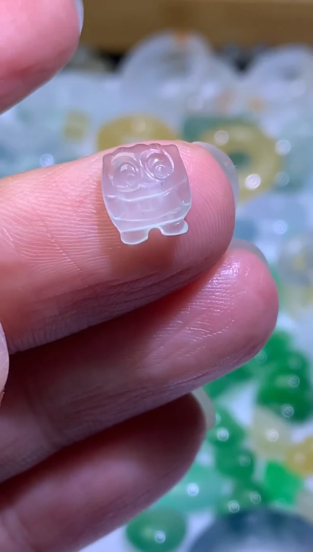 未镶嵌定制翡翠毛货