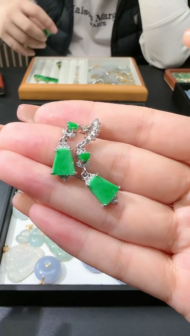 【闪购商品】翡翠颈饰银S925镶嵌TZG0121052