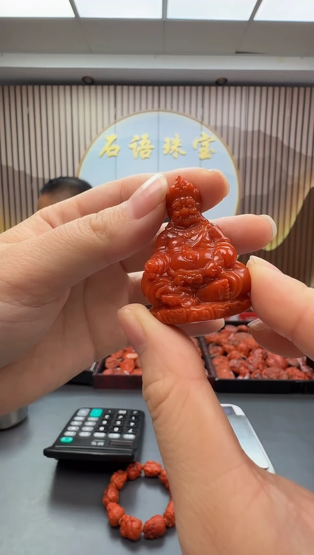 未镶嵌雕刻南红玛瑙075ZB1224产品一个