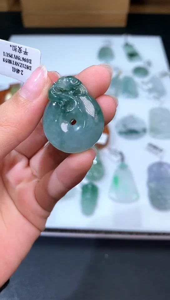 吊坠(不含链)未镶嵌翡翠52平安扣