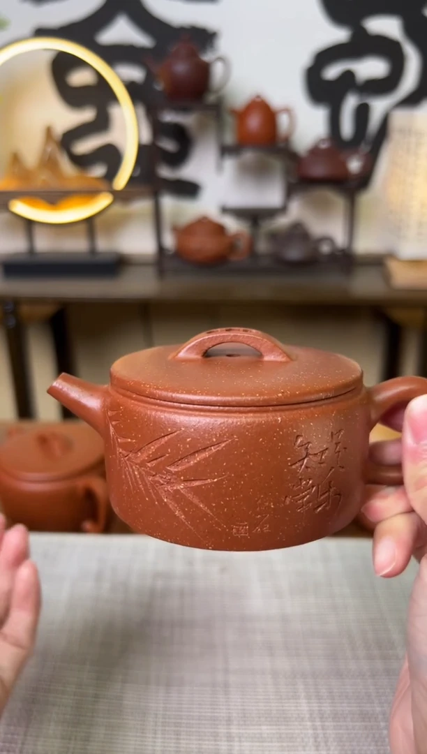 【闪购商品】段泥茶壶原矿一片瓦红降坡130cc