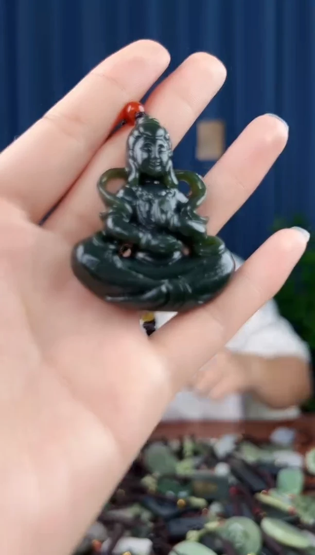 未镶嵌和田玉挂件拍一发一，