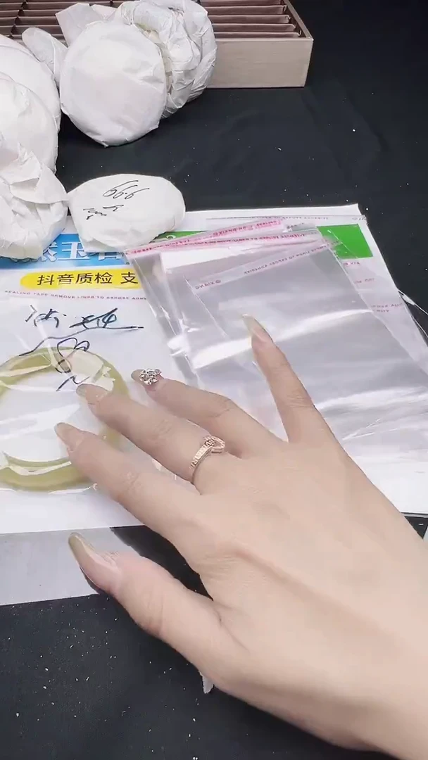 未镶嵌手镯石英质玉圈口  52 53 54