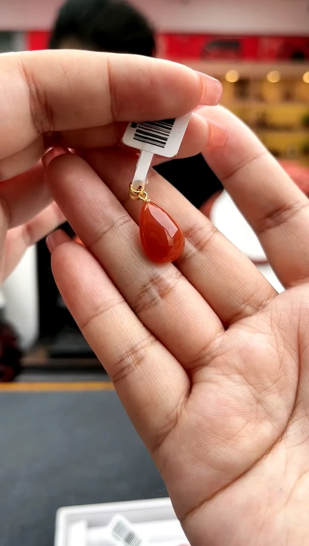 【闪购商品】南红玛瑙南红保山水滴吊坠银S925镶嵌一件12