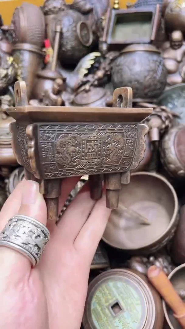 精美铜器  点击下单