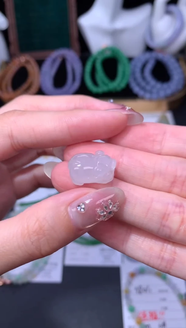 未镶嵌定制翡翠48小时鉴赏期 退货不扣服务费