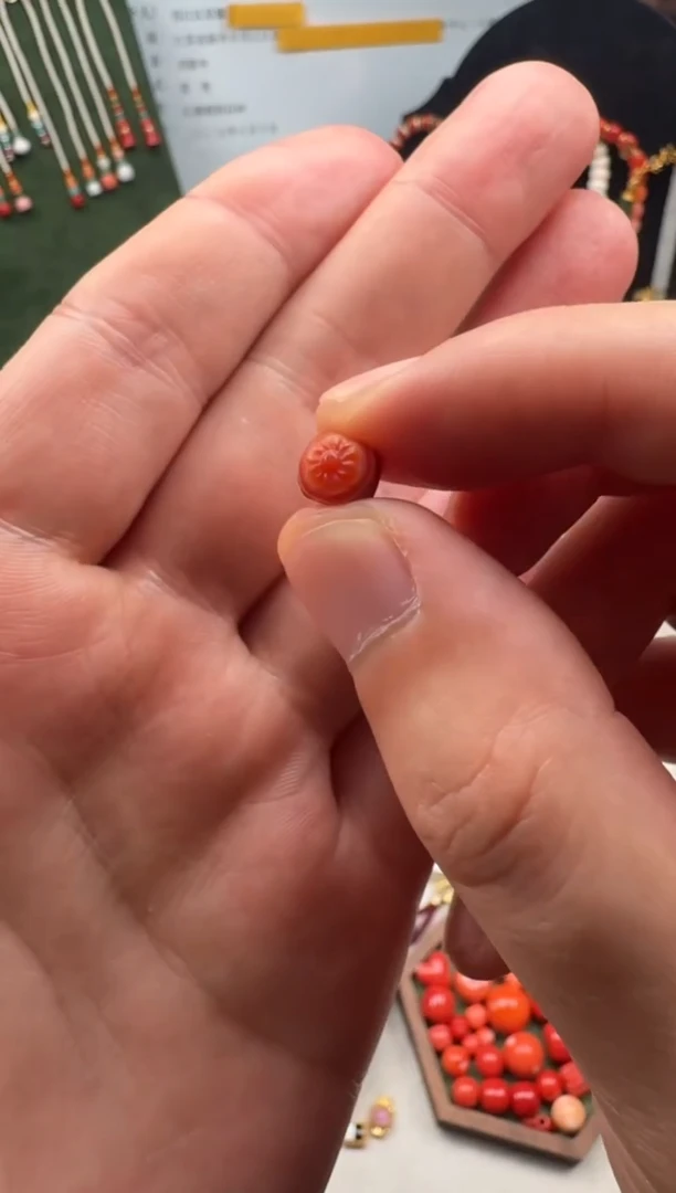 未镶嵌颈饰玛瑙/玉髓雕刻配饰