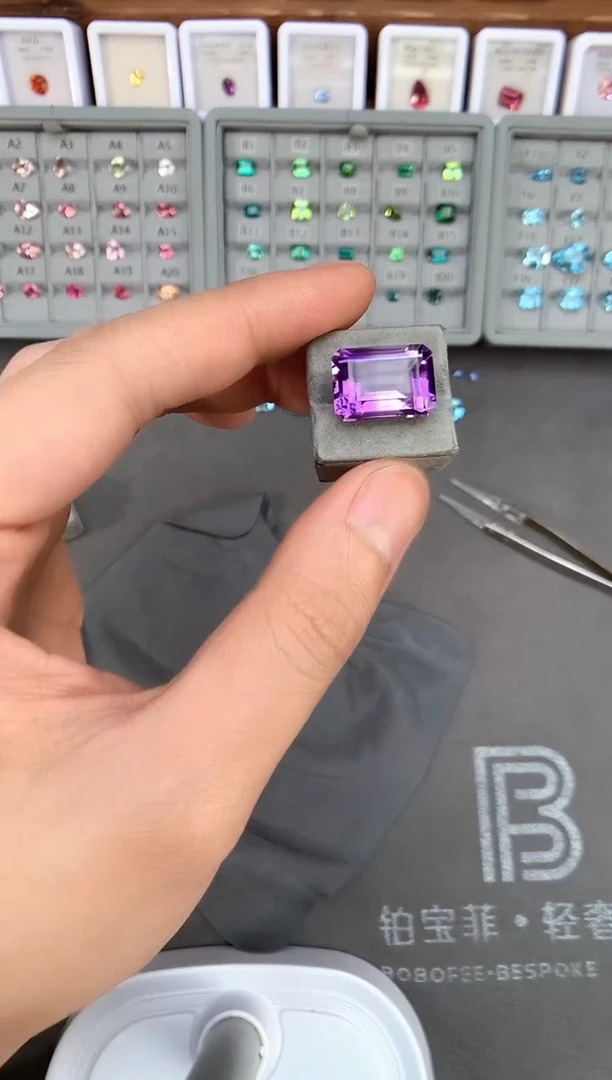 【闪购商品】定制水晶裸石未镶嵌16.2ct