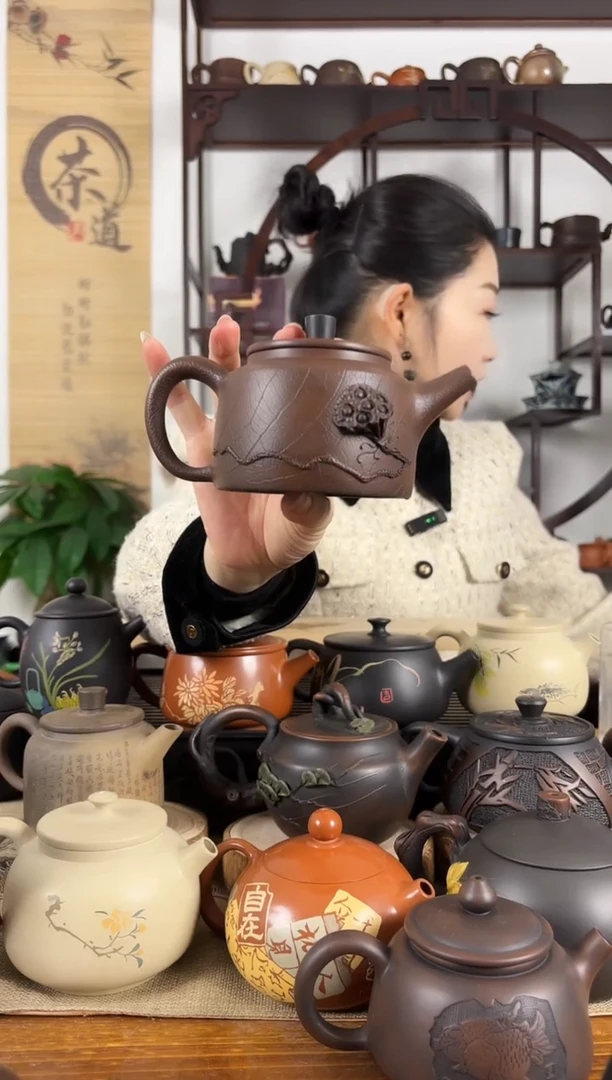 云南建水紫陶茶壶200CC左右