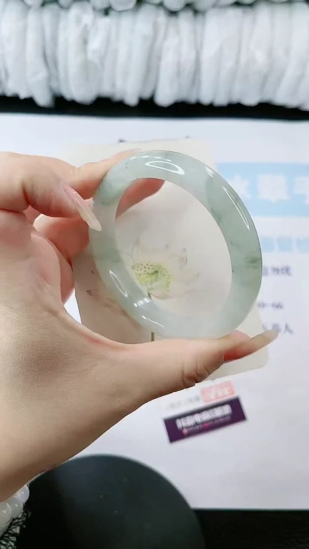 【闪购商品】石英质玉手镯未镶嵌多样性发货P37