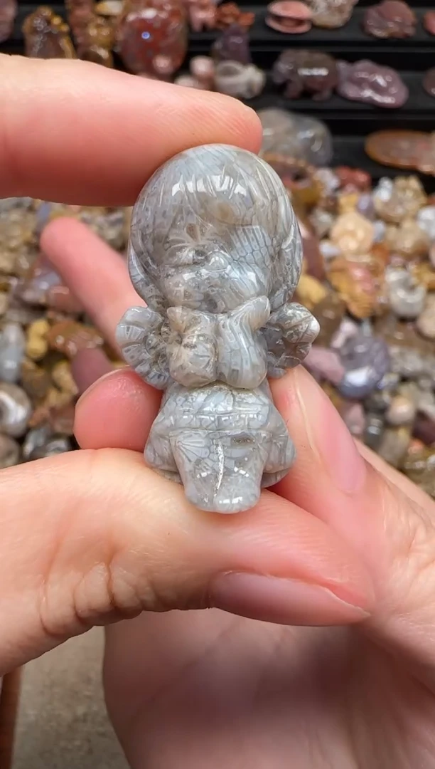 颈饰未镶嵌硅化珊瑚（珊瑚玉）336