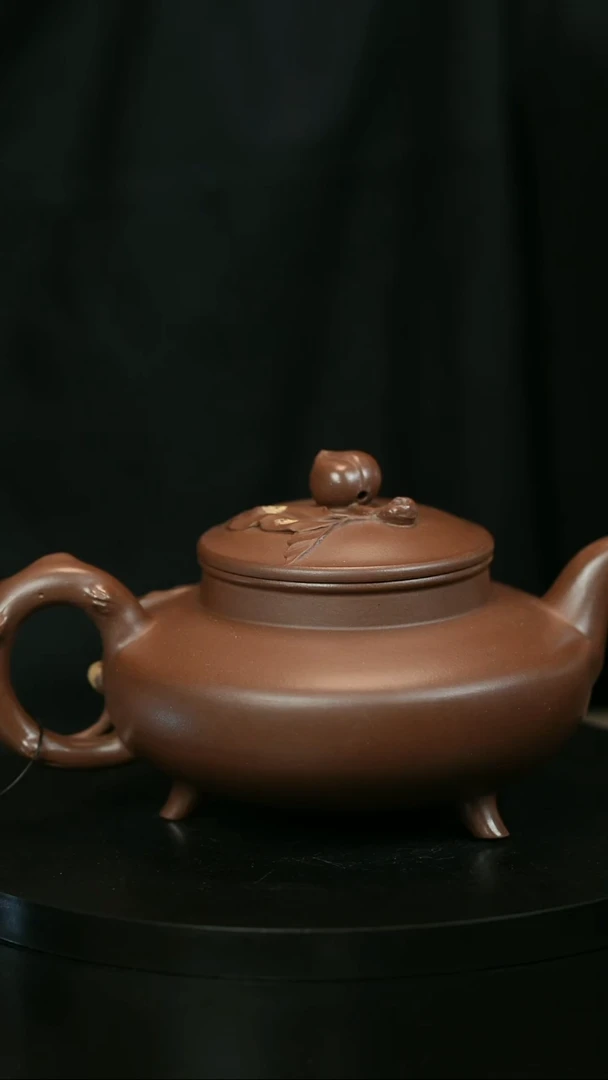 茶壶紫砂闲*H2234周卓琴三足贴叶寿桃炉鼎