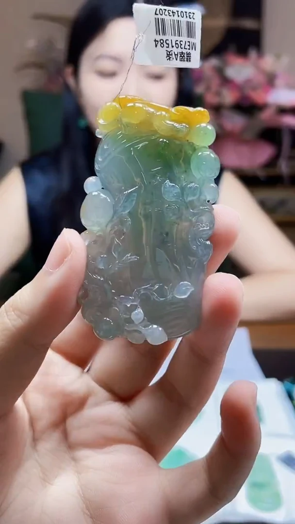 未镶嵌定制翡翠吊坠282