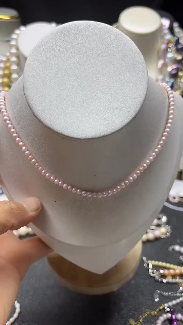 颈饰未镶嵌淡水珍珠人