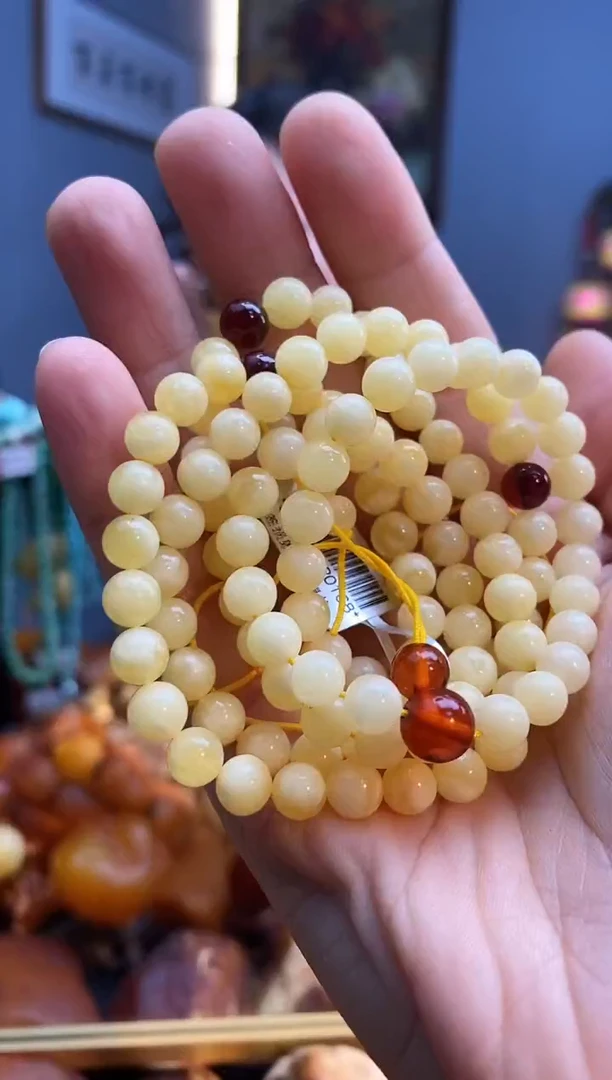 未镶嵌颈饰琥珀项链