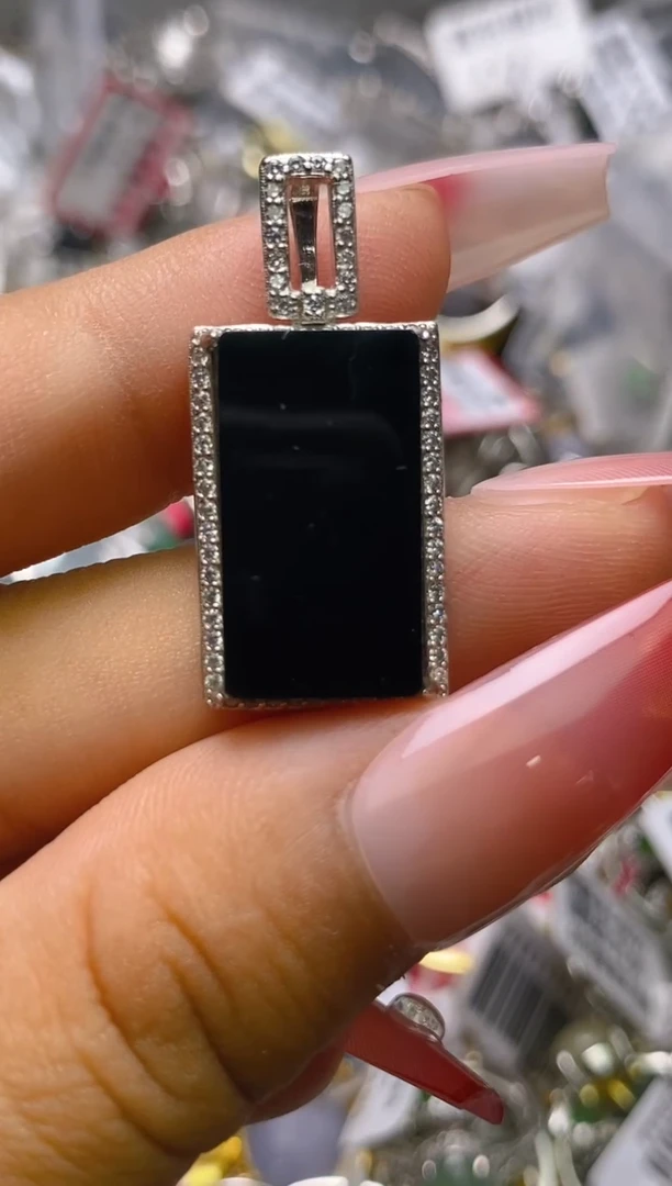 银S925镶嵌戒指翡翠百内无证书