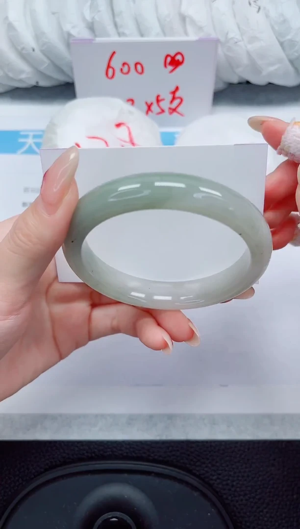 未镶嵌手镯石英质玉31-60/61