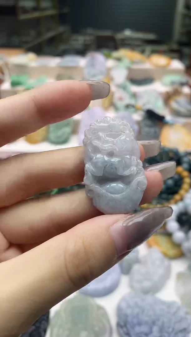 颈饰未镶嵌翡翠1