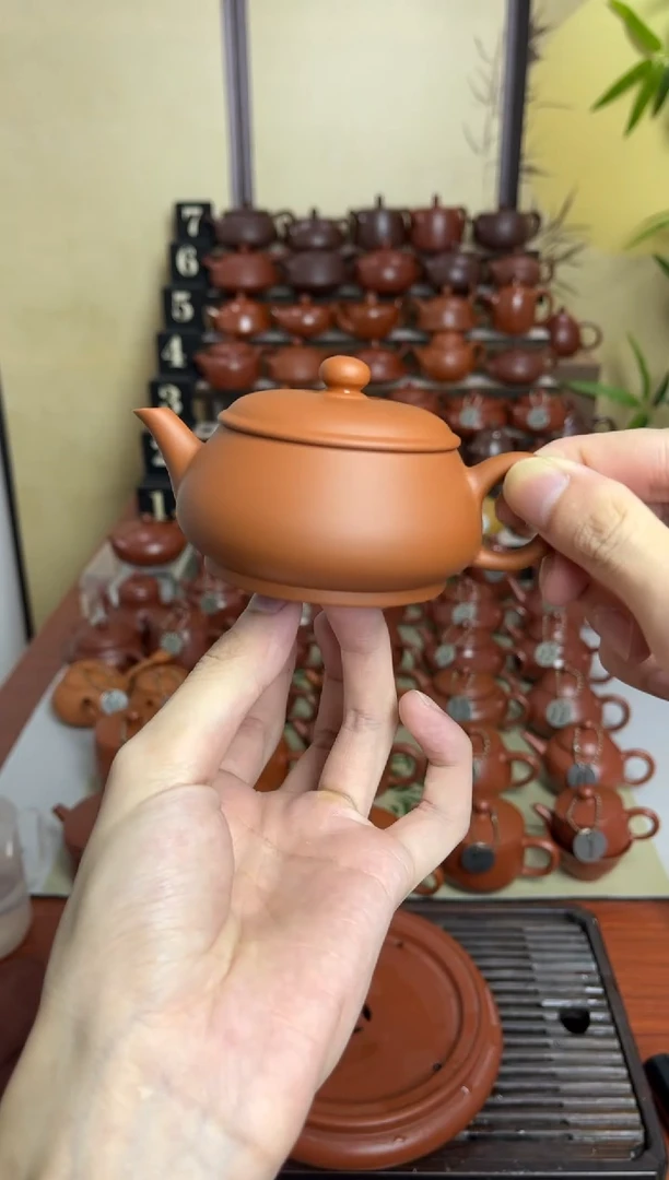 鸡蛋黄明炉壶120cc带证书礼盒