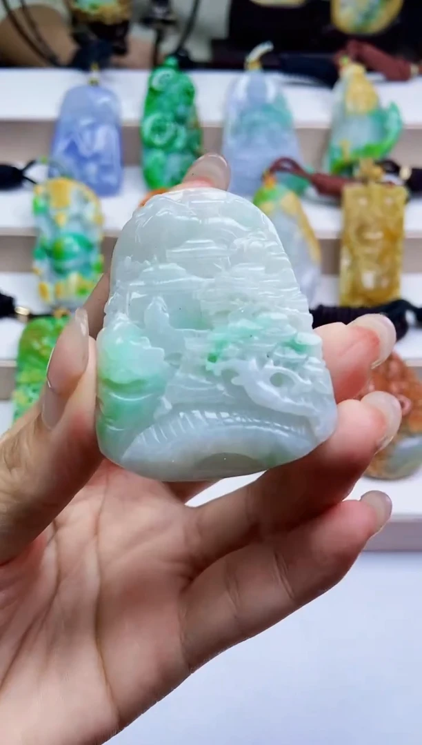 颈饰未镶嵌翡翠1