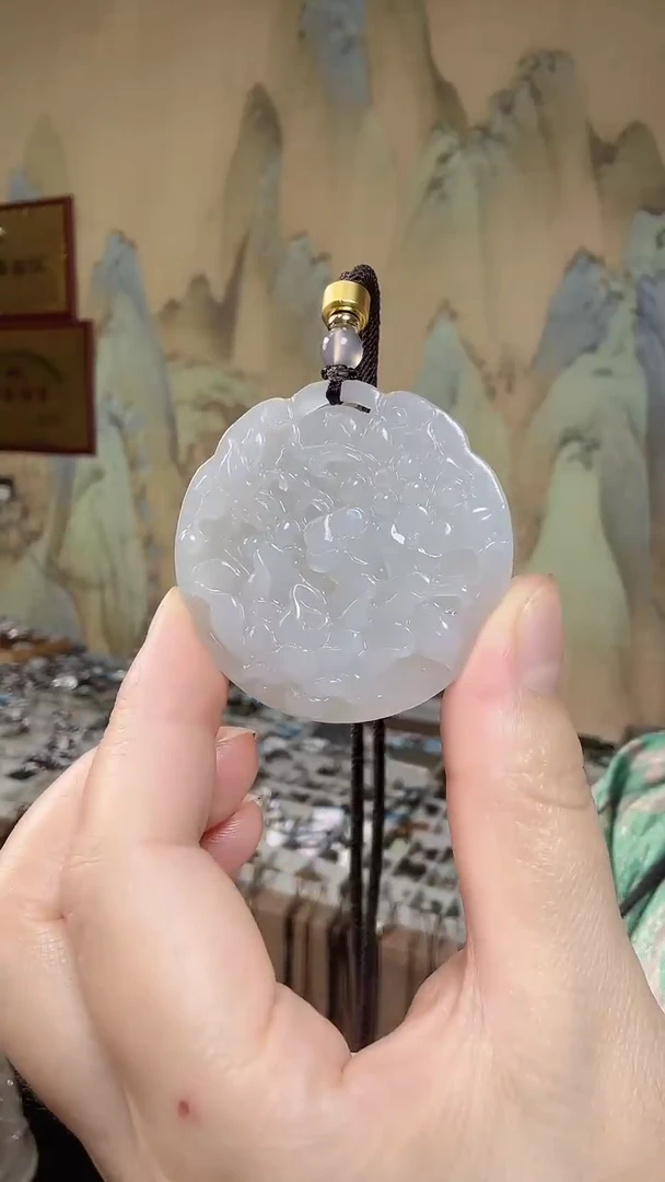 颈饰未镶嵌和田玉.