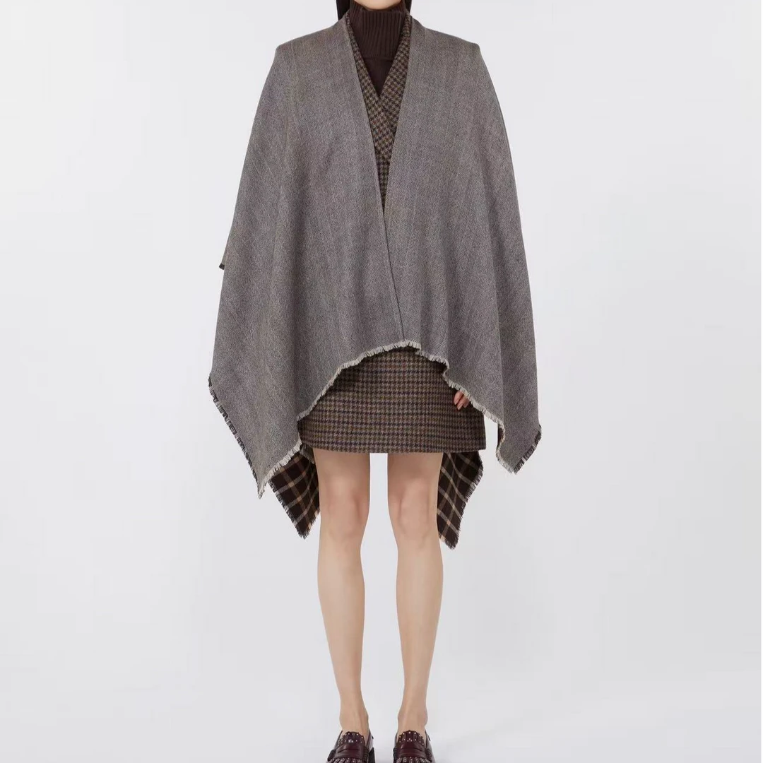 未使用 MaxMara weekend25秋冬logo格纹披肩