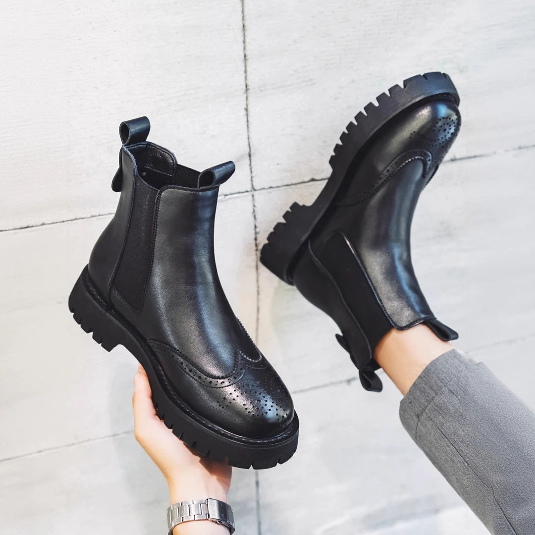 卡汐沐『精选』力荐！男鞋新款英伦复古布洛克切尔西靴厚底套筒皮靴