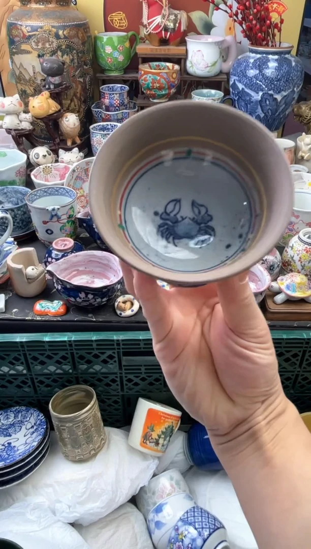 瓷片真字款万古烧手绘青花螃蟹高足杯