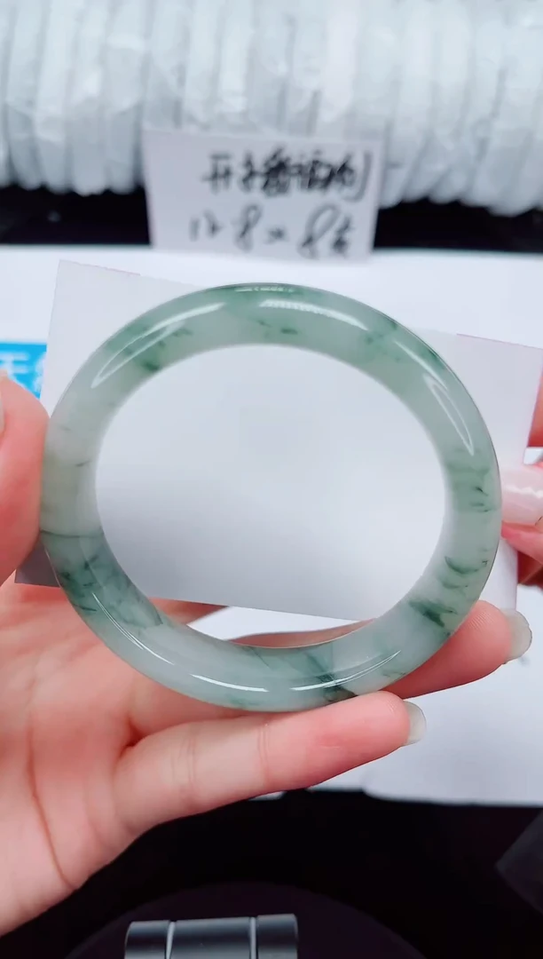 未镶嵌手镯石英质玉173-53/54