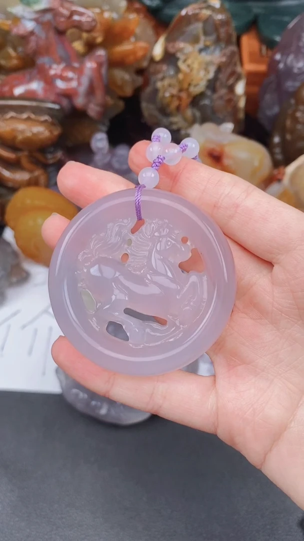 未镶嵌颈饰玛瑙/玉髓独*AA