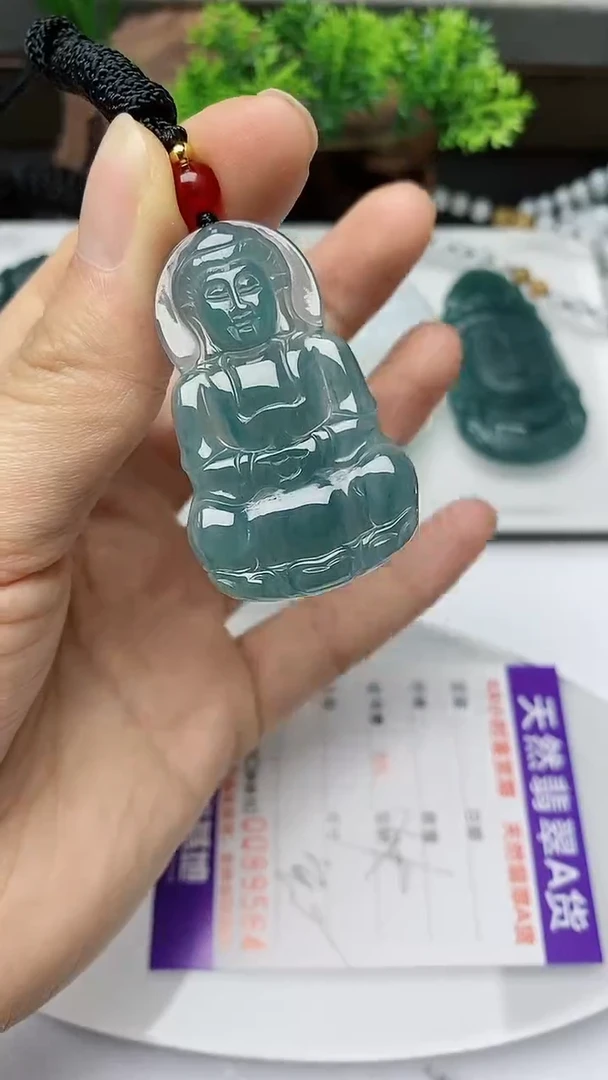 【闪购商品】翡翠颈饰未镶嵌